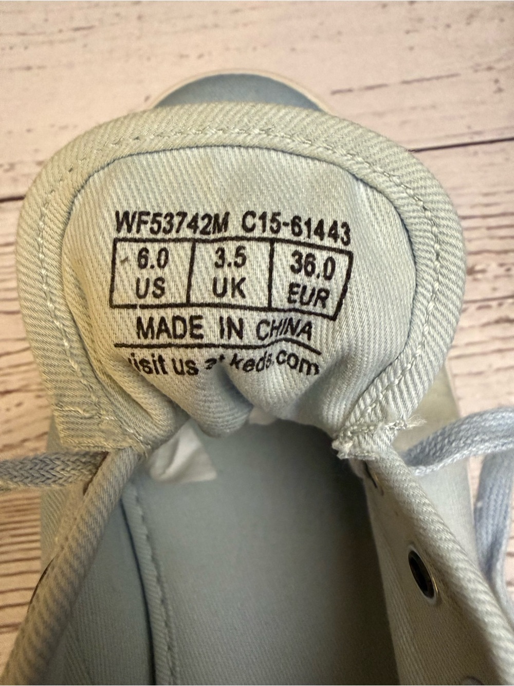 Keds Taylor Swift 1989 Tour seagull print canvas shoe limited edition 2015 EUC - Picture 3 of 16
